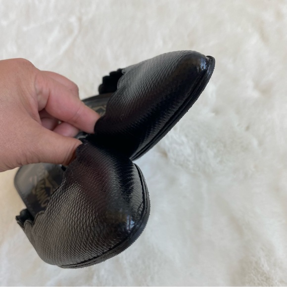 NWOB Salvatore Ferragamo Scalloped Accent Kitten Heel Mules | 7-1/2 - Picture 3 of 8